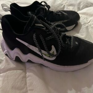 Giannis Antentokounmpo Basketball Shoes